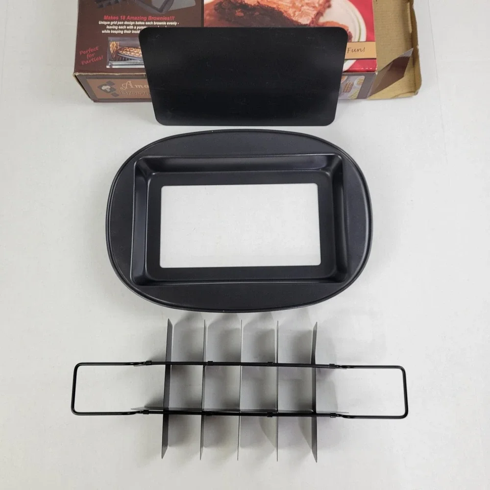 Amazing Brownie Pan Makes 18‎ Brownies Evenly Nonstick 3-Piece Baking Pan New
